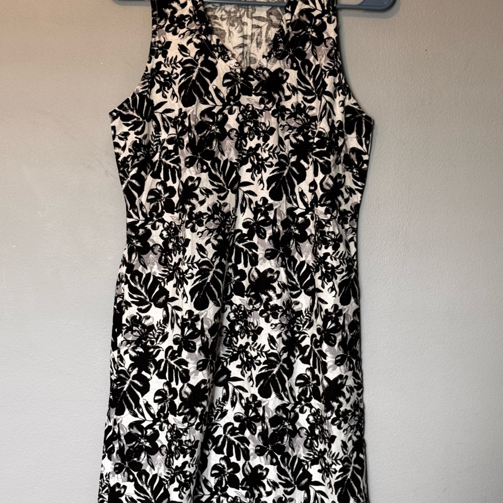 Briggs New York Linen Blend Black and White Pullover Sheath Dress